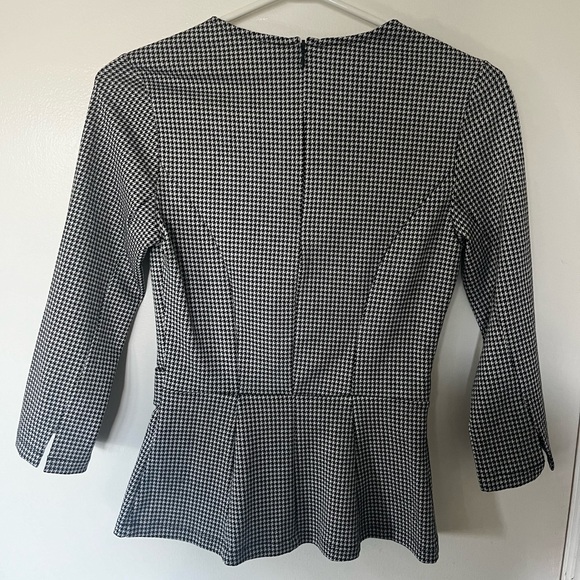 H&M Long Sleeve Shirt - Picture 2 of 3